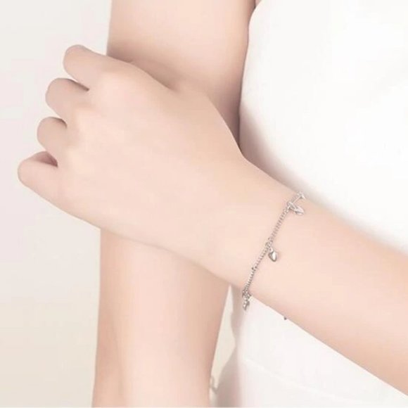 NEW 925 Sterling Silver Simple Heart Bracelet - Picture 2 of 8